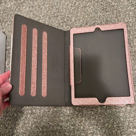 Apple iPad Air 32GB - Picture 7 of 14